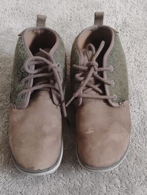 Merrell Brown Canteen Lace-Up Boots. Women's Size 8.5.